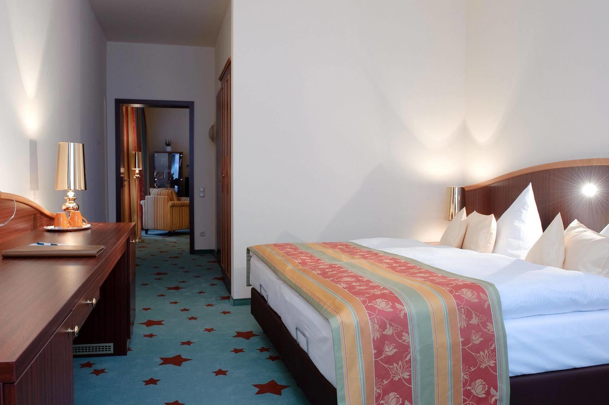Stadthotel Stern Wismar Ngoại thất bức ảnh