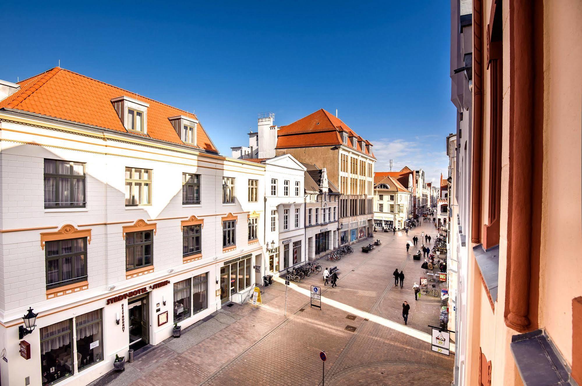 Stadthotel Stern Wismar Ngoại thất bức ảnh