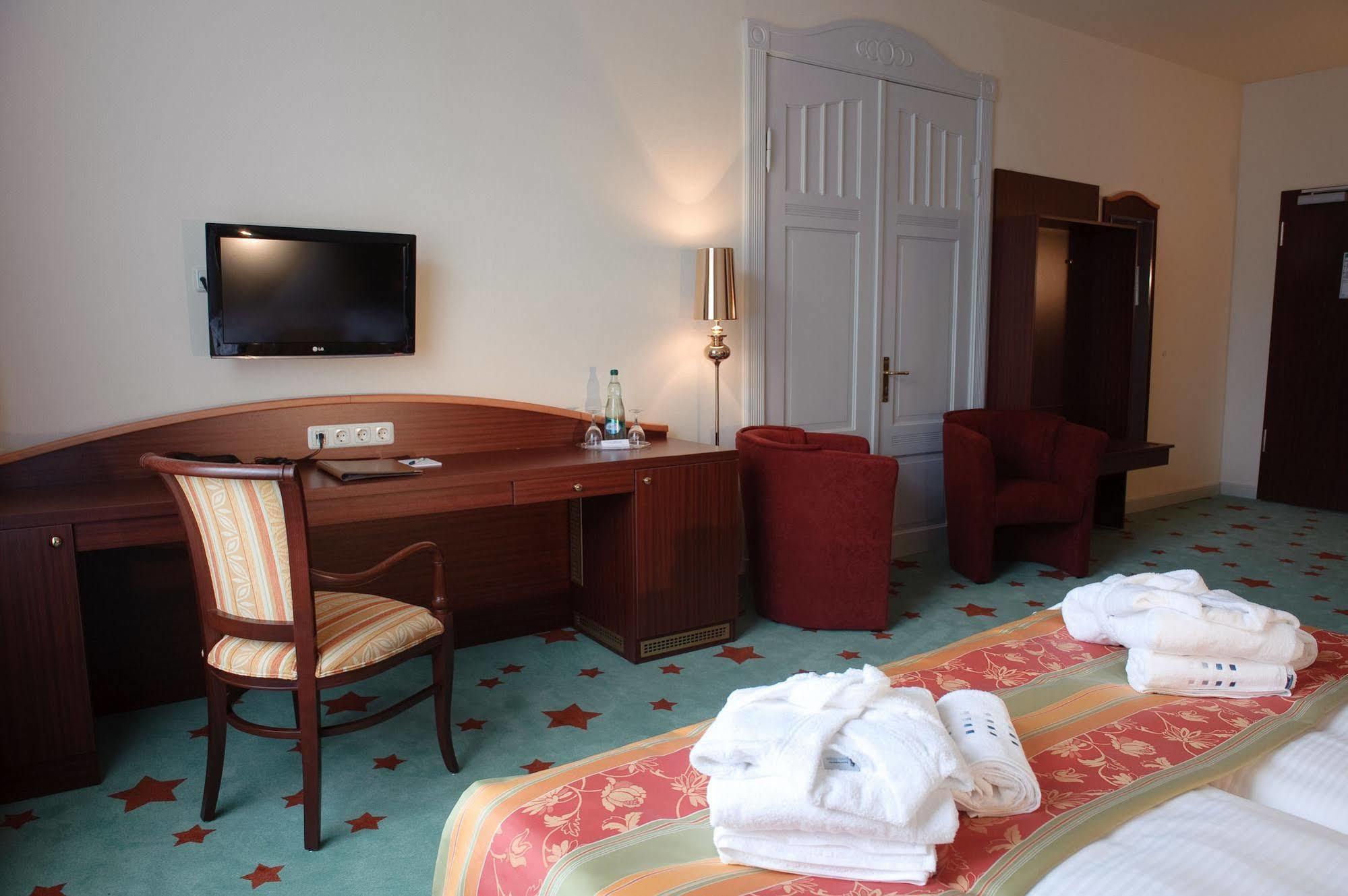Stadthotel Stern Wismar Ngoại thất bức ảnh