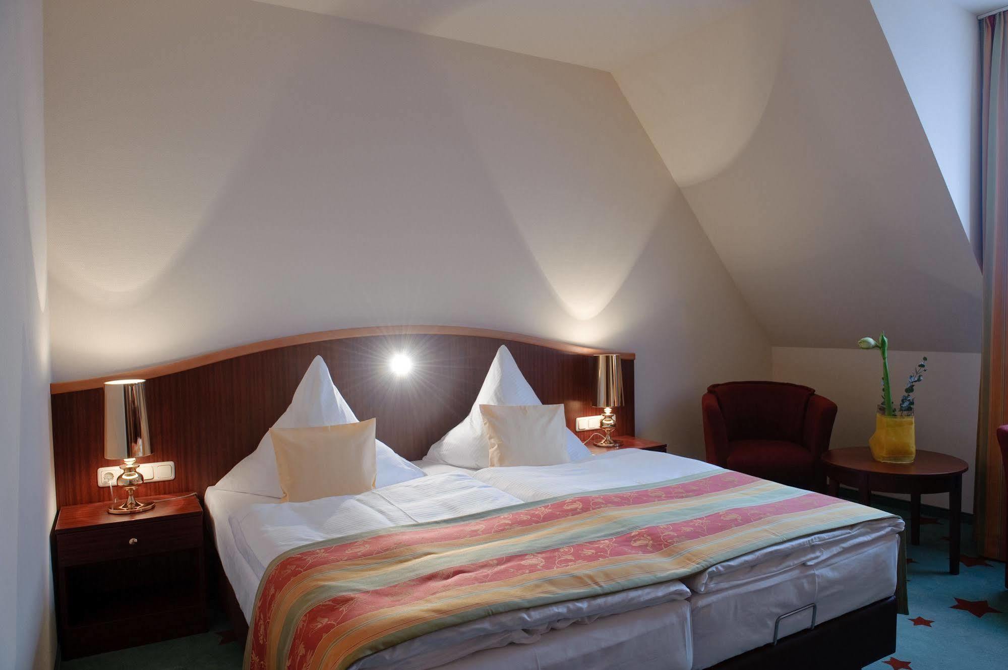Stadthotel Stern Wismar Ngoại thất bức ảnh