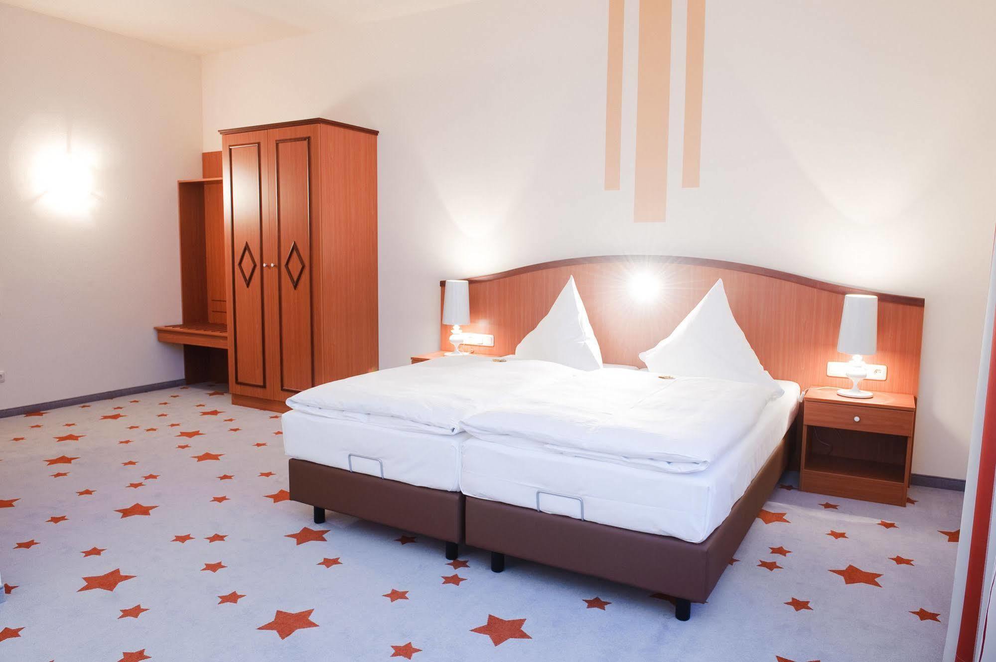 Stadthotel Stern Wismar Ngoại thất bức ảnh