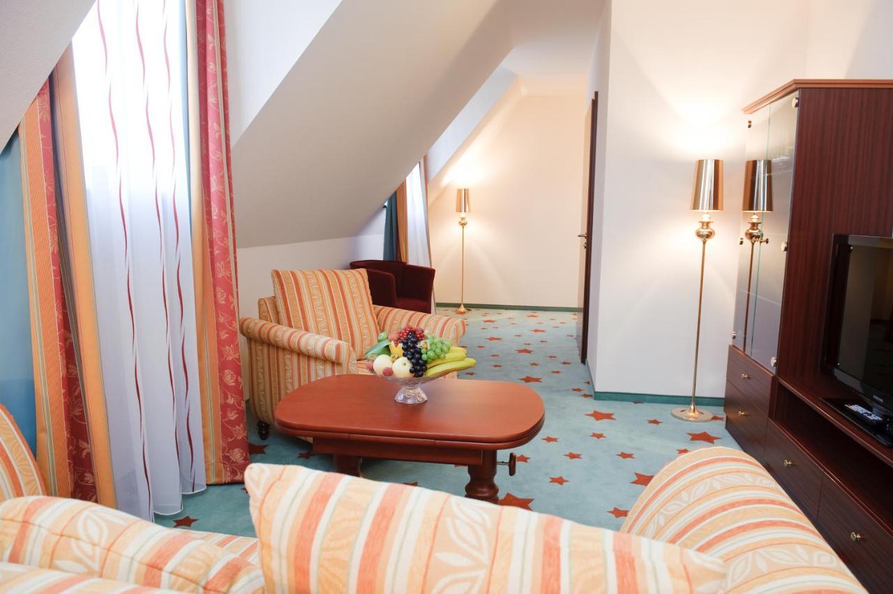 Stadthotel Stern Wismar Ngoại thất bức ảnh